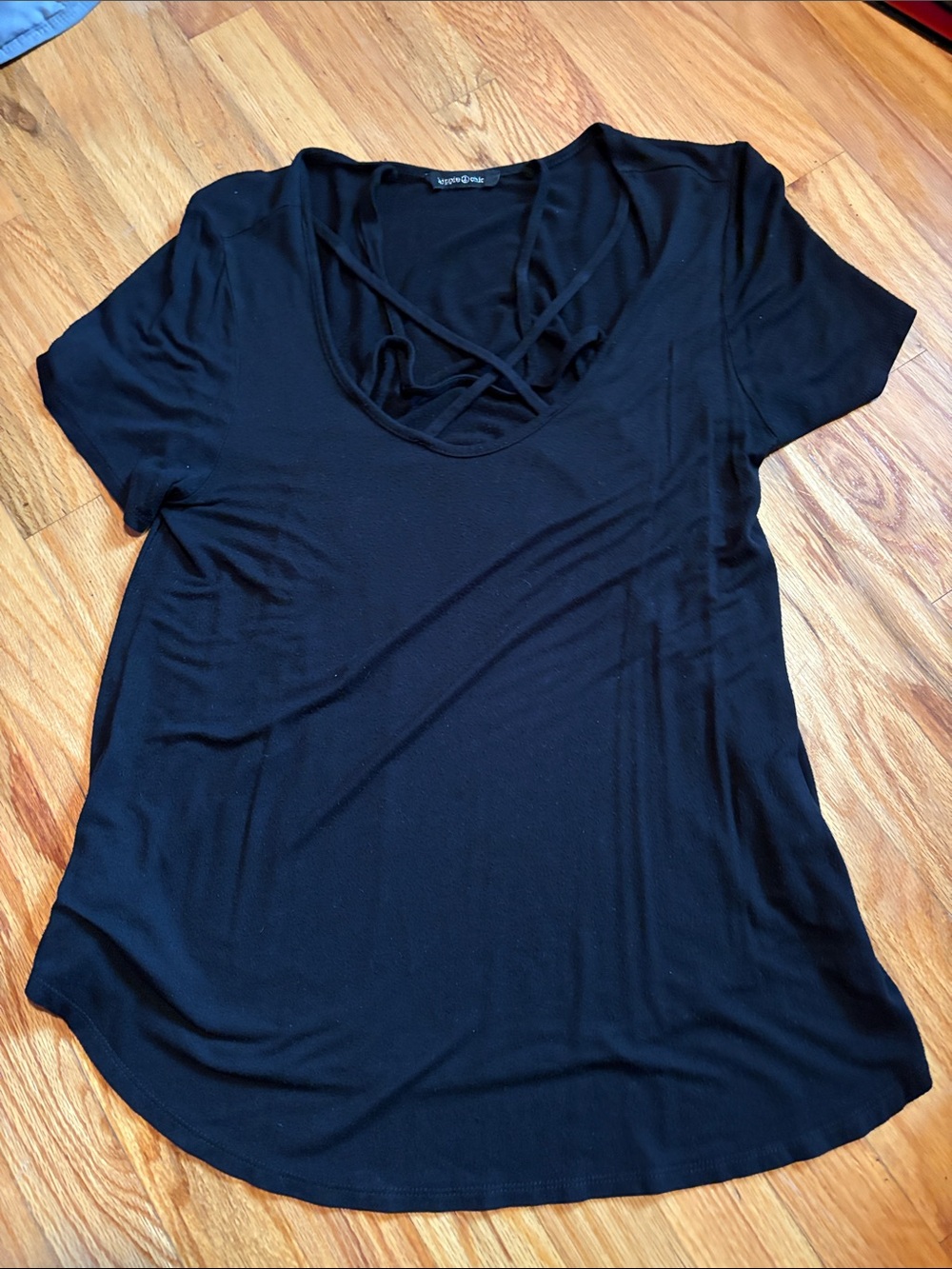 Crisscross Scoop Neck Black Short Sleeve Tee